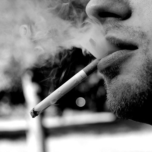 The e-cigarette scare is costing lives —— why aren't we talking about smoking?